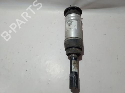 right-front-shock-absorber-land-rover-range-rover-velar-l560-2017-40105088 main image