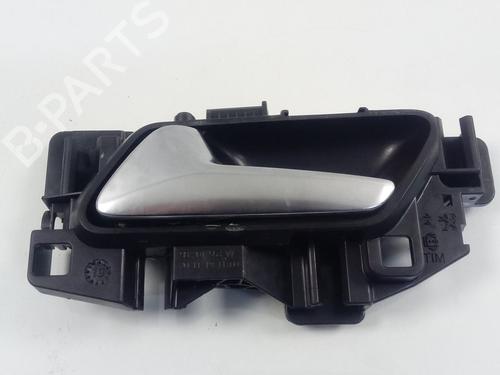 Venstre foran invendig håndtak PEUGEOT 208 II (UB_, UP_, UW_, UJ_) [2019-2025]  17670517