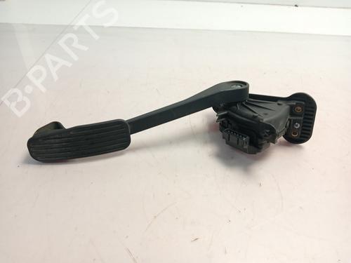 Used Pedal VOLVO S60 I (384) D5 (163 hp) 15687953