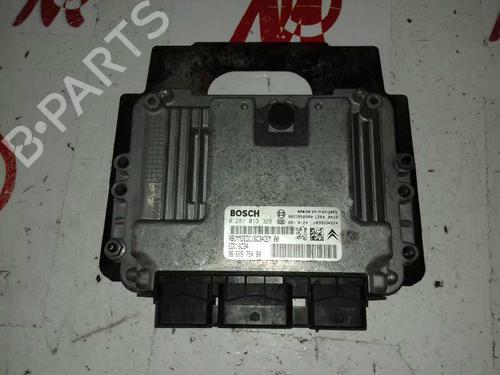 Used Engine control unit (ECU) CITROËN BERLINGO MULTISPACE (B9) 1.6 HDi 110 (109 hp) 12641031
