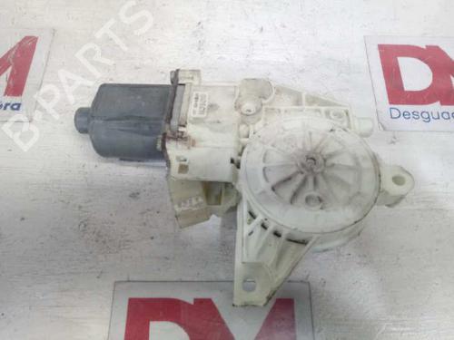 Used Left rear window motor MERCEDES-BENZ M-CLASS (W164) ML 320 CDI 4-matic (164.122) (224 hp) 12658609