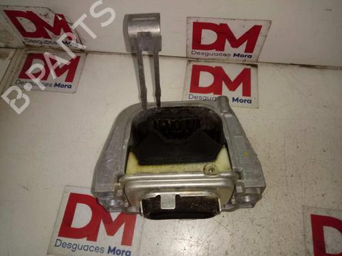 Engine mount VW GOLF SPORTSVAN VII (AM1, AN1)  | BP12679008M89 