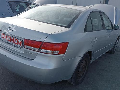 Right headlight HYUNDAI SONATA V (NF) 2.0 CRDi | BP23565259C29