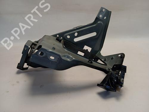 Used Right headlight support Right headlight support 22702253 22702253