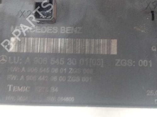 Fuse box MERCEDES-BENZ SPRINTER 5-t Platform/Chassis (B906) 511 CDI (906.153, 906.155, 906.253, 906.255) | BP29452868E1 