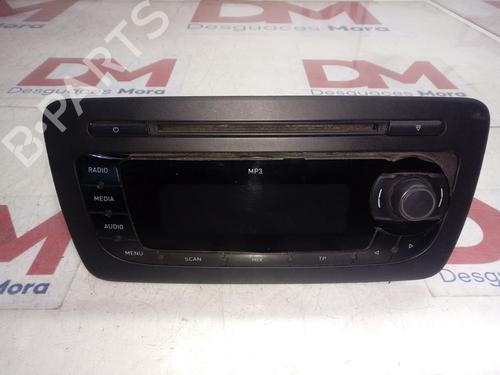 Used Radio SEAT IBIZA IV ST (6J8, 6P8) [2010-2016]  12675632