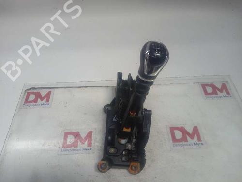 Used Gear lever NISSAN QASHQAI II SUV (J11, J11_) 1.5 dCi (116 hp) 16653766