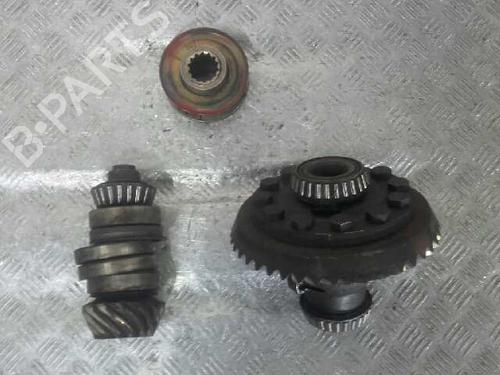 Used Rear differential Rear differential 14130331 14130331