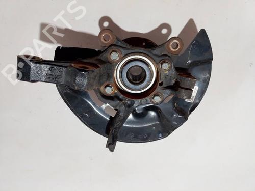 Used Left front steering knuckle KIA SPORTAGE IV (QL, QLE) [2015-2022]  30374389