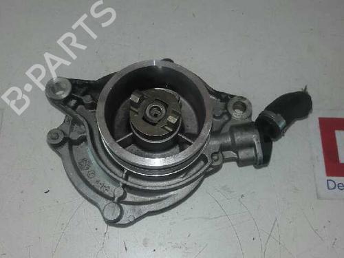 Used Vacuum pump BMW 3 (E46) 320 d (136 hp) 12644618