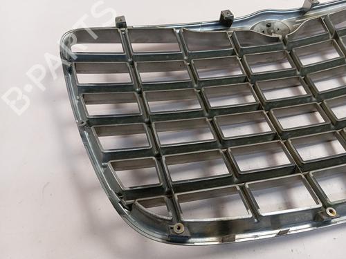 Grille CHRYSLER 300C (LX, LE) 3.0 CRD | BP12655075C40 