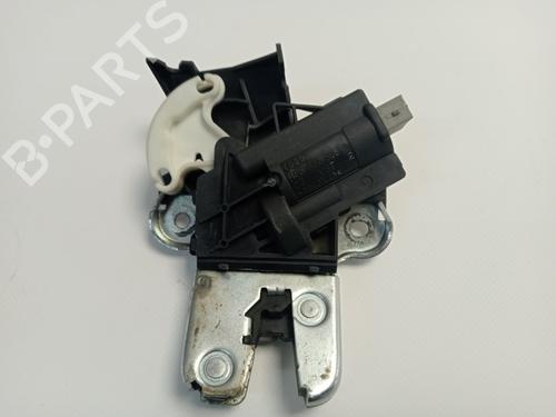 Used Tailgate lock VW PASSAT B6 (3C2) 2.0 TDI (140 hp) 18256922