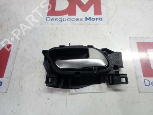 Used Front right interior door handle PEUGEOT 2008 II (UD_, US_, UY_, UJ_, UR_, UC_) [2019-2026]  12938426