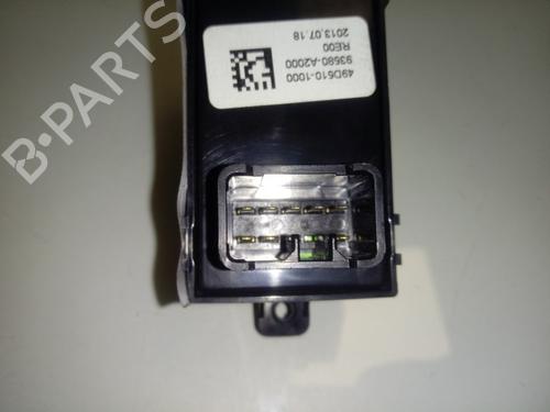 Right rear window switch KIA CEE'D (JD)  | BP30372719I28 
