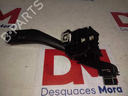 Used Steering column stalk SEAT LEON (1P1) [2005-2013]  12839157