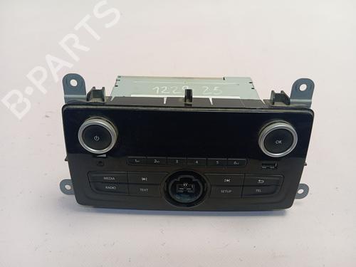 radio-renault-clio-iv-bh_-2012-2013-2014-2015-2016-2017-2018-2019-2020-2021-26040199 main image