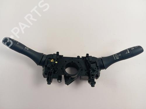 headlight-switch-nissan-juke-f16_-2019-36296743 main image