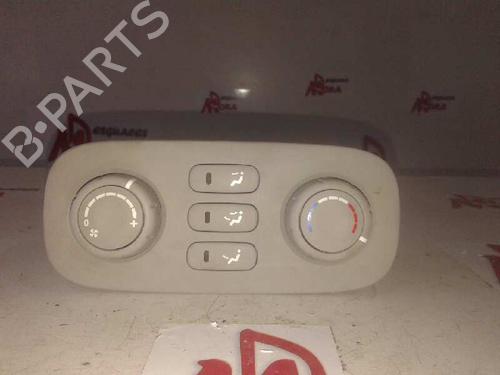 Used Climate control KIA CARNIVAL II (GQ) [1999-2007]  16907407