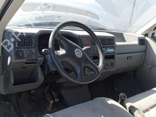 Left headlight VW TRANSPORTER T4 Van (70A, 70H, 7DA, 7DH) 1.9 TD | BP16710748C28