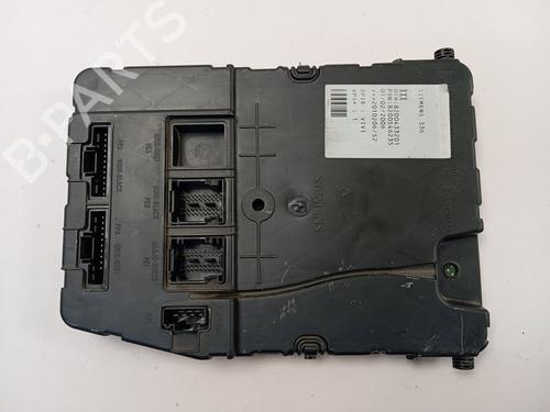 Used Fuse box RENAULT MEGANE II Estate Van (KM_) 1.5 dCi (KM1E) (106 hp) 21189333