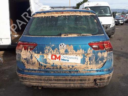 Rear left exterior door handle VW TIGUAN (5N_) | BP16653085C130