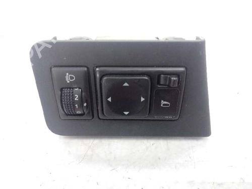 Used Mirror switch NISSAN NV200 / EVALIA Bus [2010-2025]  16865144
