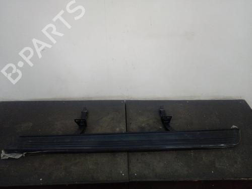 Used Step LAND ROVER RANGE ROVER III (L322) 3.0 D 4x4 (177 hp) 16152346