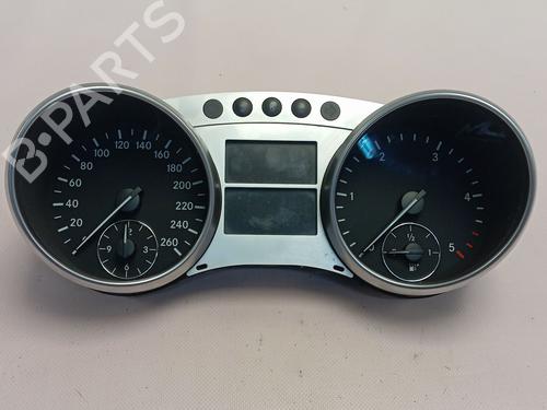 Used Instrument cluster MERCEDES-BENZ M-CLASS (W164) [2005-2012]  31707084