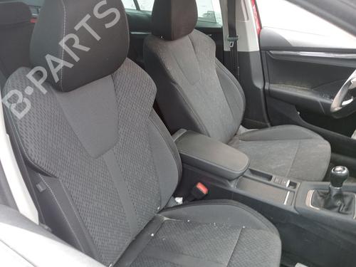 Front right lock SKODA OCTAVIA IV Combi (NX5, PV5)  | BP25904234C97 