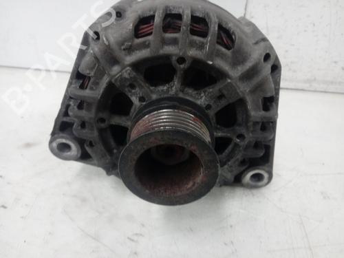 Used Alternator MERCEDES-BENZ C-CLASS (W203) C 180 Kompressor (203.046) (143 hp) 12670028