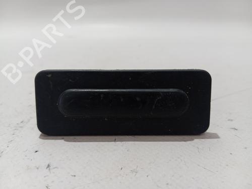 Used Tailgate handle PEUGEOT 3008 II SUV (MC_, MR_, MJ_, M4_) [2016-2025]  27626638