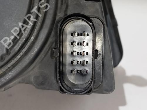 Left headlight VW POLO IV (9N_, 9A_)  | BP28520696C28 
