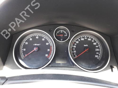 Used Instrument cluster OPEL ASTRA H (A04) [2004-2014]  16869304