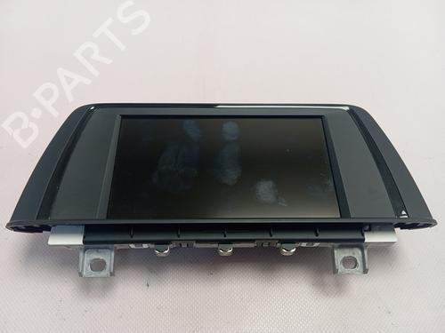 Used Display monitor BMW 3 (F30, F80) 320 i (184 hp) 29586135
