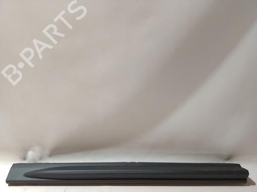 Used Door moulding trim Door moulding trim FORD TRANSIT V363 Platform/Chassis (FED, FFD) 2.0 EcoBlue RWD (105 hp) 40105481 40105481