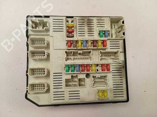 Used Fuse box RENAULT MEGANE III Grandtour (KZ0/1) [2008-2016]  20688594
