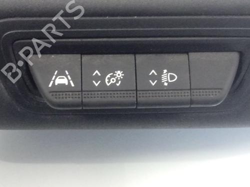 Used Switch RENAULT CAPTUR II (HF_) [2020-2025]  17148697