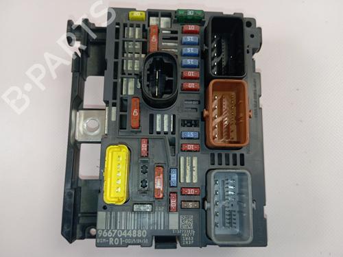 Used Fuse box Fuse box CITROËN C4 Grand Picasso I (UA_) 1.6 HDi (109 hp) 39435603 39435603