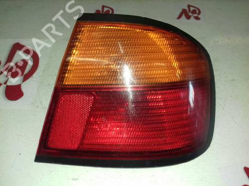 Used Right taillight NISSAN PRIMERA Hatchback (P11) 1.6 16V (99 hp) 30369764