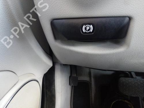 Used Hand brake MERCEDES-BENZ C-CLASS (W204) [2007-2015]  15778931