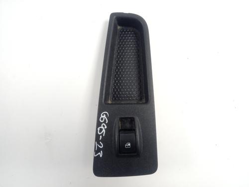 Used Right front window switch FIAT BRAVO II (198_) 1.9 D Multijet (198AXC1B) (150 hp) 30373169