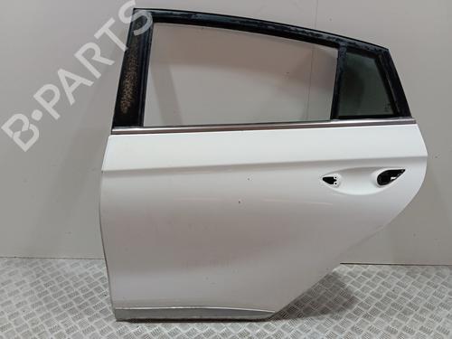 Used Left rear door Left rear door 37150422 37150422