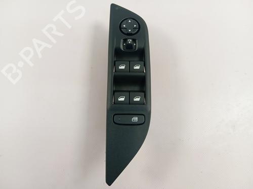 Used Left front window switch Left front window switch 37403032 37403032