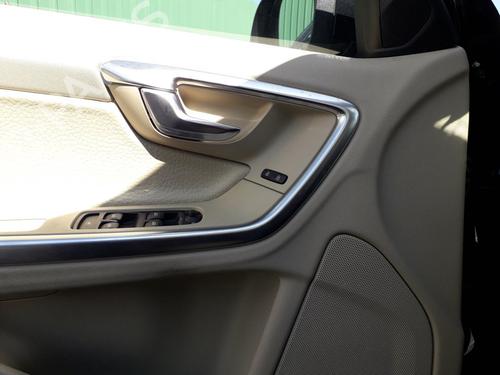 Venstre foran invendig håndtak VOLVO S60 II (134) D4 (163 hp) 13571058