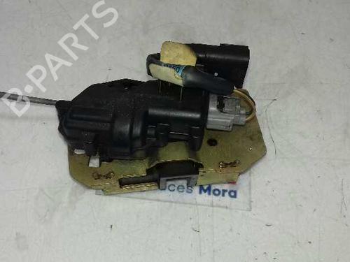Used Tailgate lock CHRYSLER VOYAGER IV (RG, RS) 2.5 CRD (141 hp) 12644274