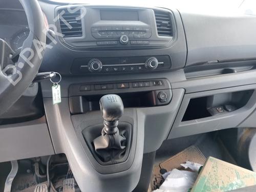 Klamka zewnętrzna drzwi przednich lewych FIAT SCUDO Van | BP25855104C128