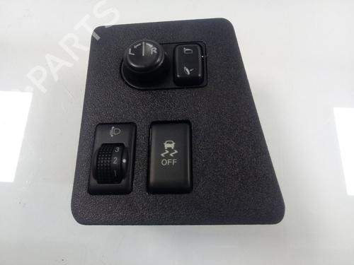 Used Mirror switch NISSAN QASHQAI I (J10, NJ10) [2006-2015]  30373402