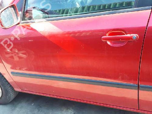 Dør venstre foran SEAT LEON (1M1) 1.9 TDI (110 hp) 13900223