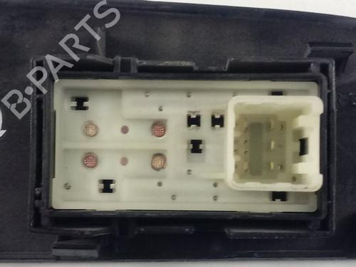 Left rear window switch TOYOTA HILUX VIII Pickup (_N1_) 2.4 D (GUN112_, GUN122_, GUN135_, GUN120_, GUN135R,... | BP18119987I29 