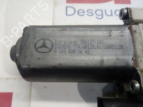 Right front window motor MERCEDES-BENZ A-CLASS (W169) A 200 (169.033, 169.333) | BP12842763E20 